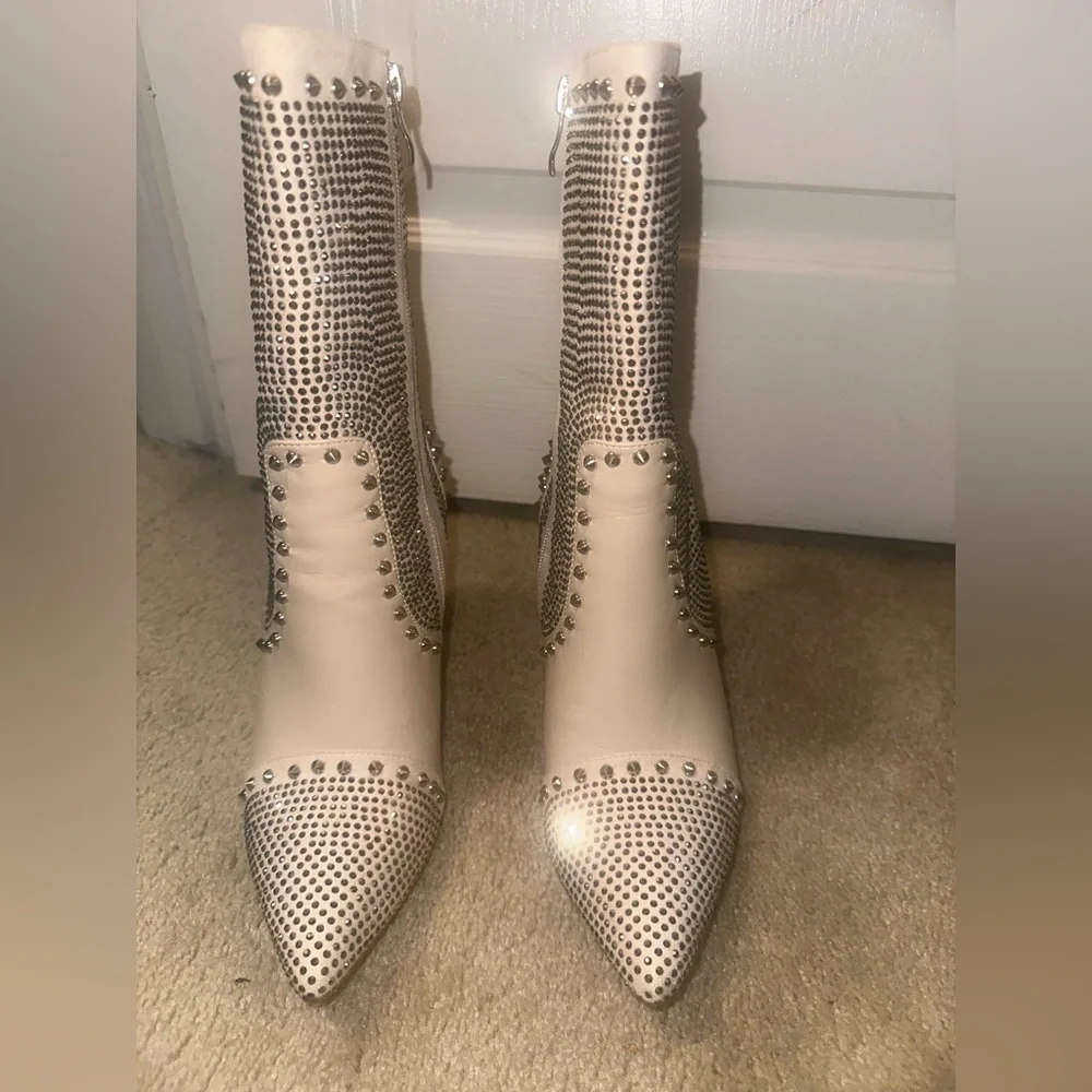 NEW AZALEA WANG RHINESTONE BOOTS size 9 - Picture 9 of 10